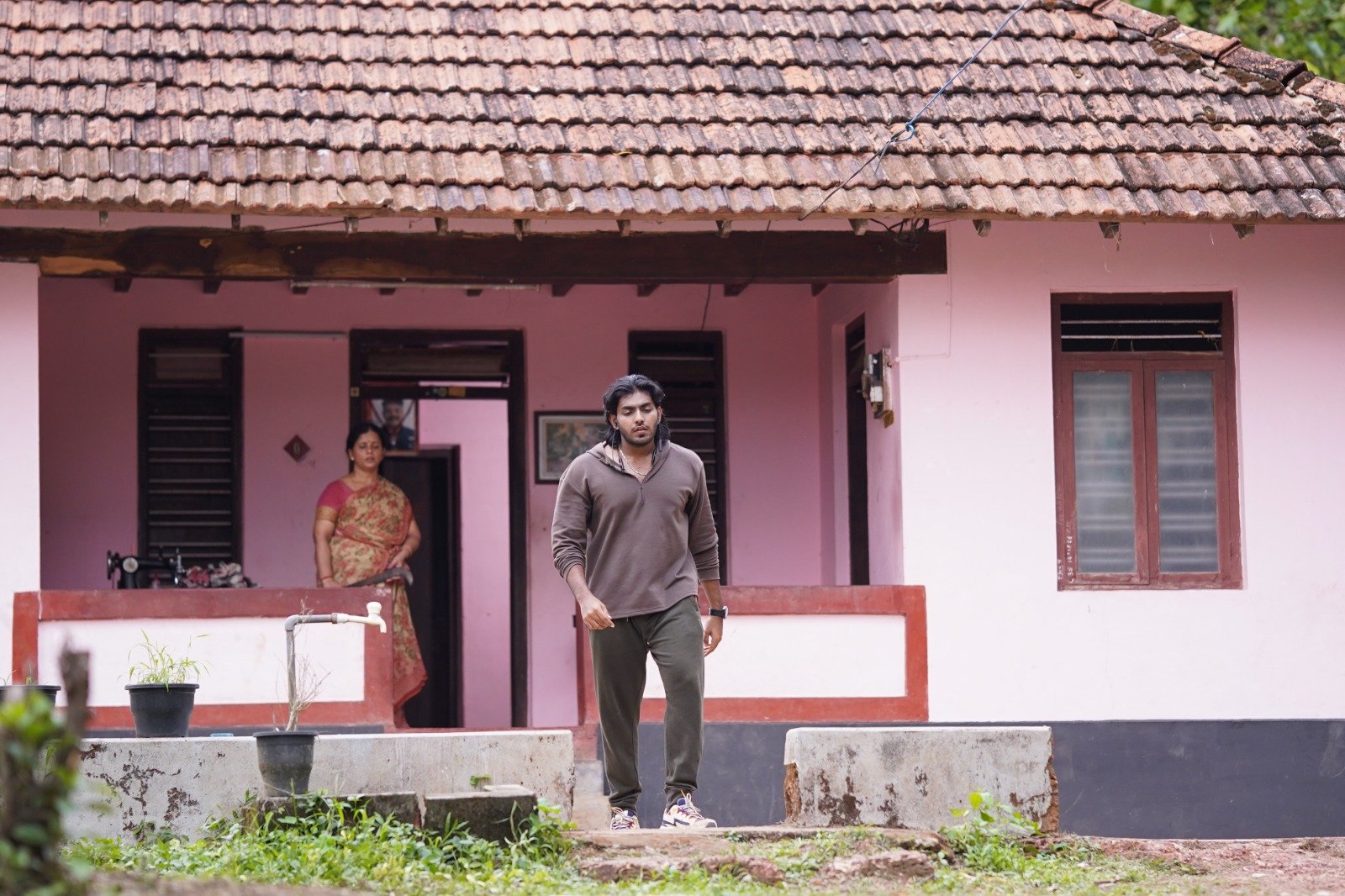 Anjarakandi police station vaikeettu 5 manikku